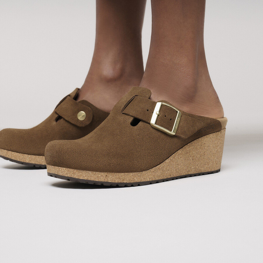 fanny suede leather