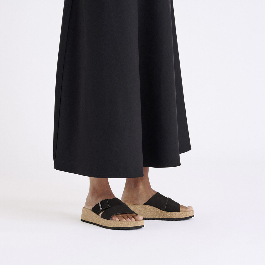 almina nubuk leather